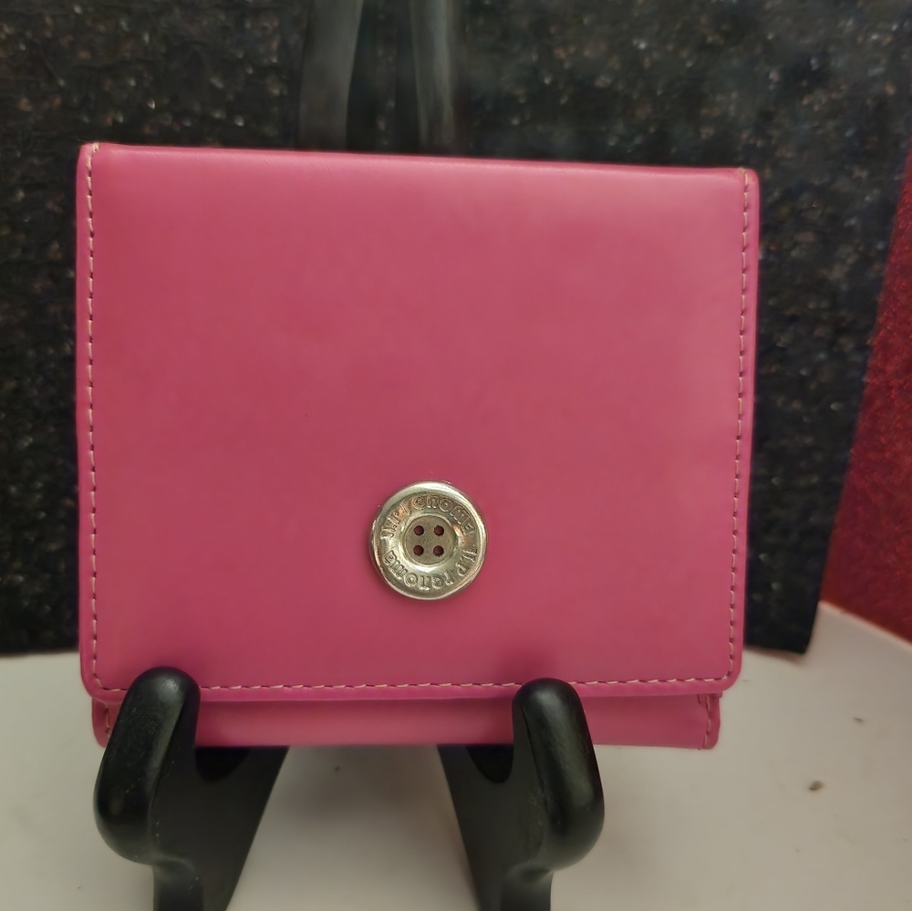 UP Renoma Leather Trifold Card Case